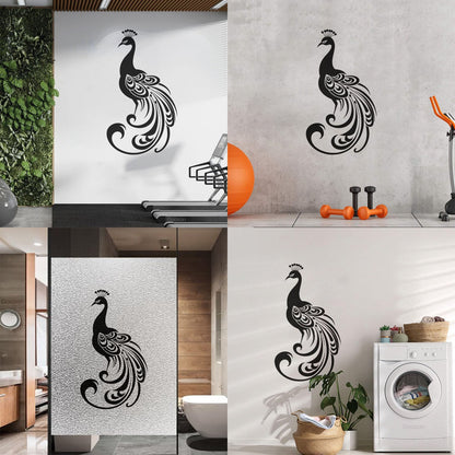 Sticker mural en vinyle représentant la silhouette élégante d'un paon aux plumes déployées, un magnifique motif pour verre.
